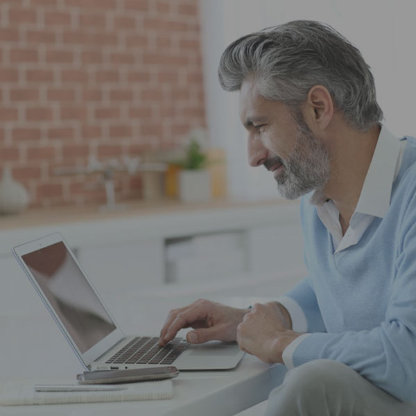How to choose between email marketing services